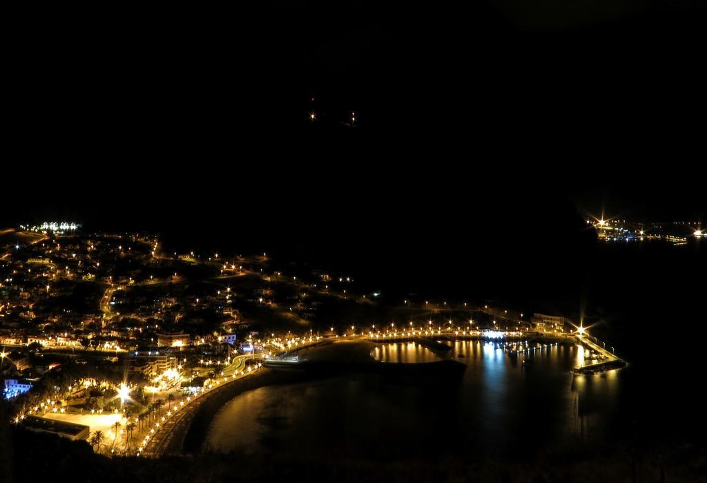 Apartamento Gois Machico  Exterior photo